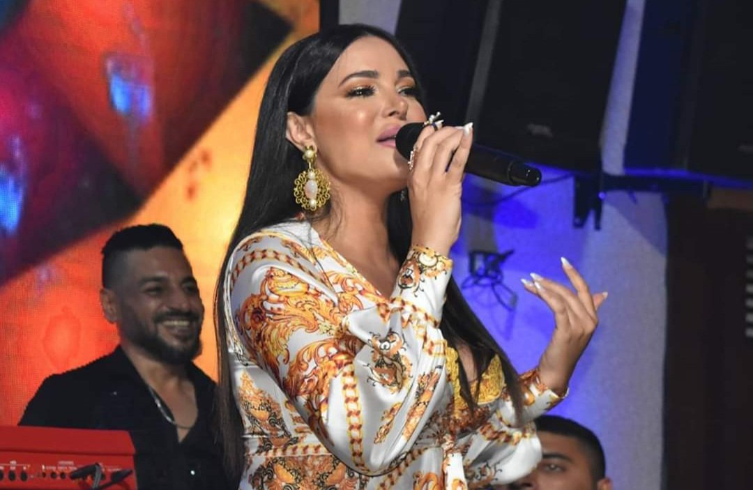 صورة توضيحية - النجمة نانسي نصر الله تتألق صوتاً وحضوراً على مسرح 964 وهذا ما قالته بعد السهرة