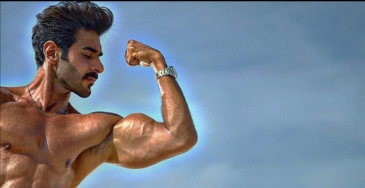 صورة توضيحية - أخصائي التغذية أحمد محمد يقدم نصائح حول كيفية اختيار طعام صحي
