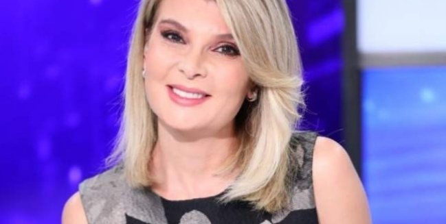 صورة توضيحية - داليا داغر تجمع يزبك وهبي ومالك شريف وريمي درباس للتكلم حول تجربتهم بعد إصابتهم بكورونا