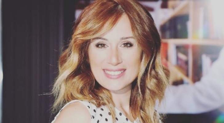 صورة توضيحية - شاهدوا نادية إبنة كارين رزق الله كيف أصبحت.. هل تشبهها؟ بالة