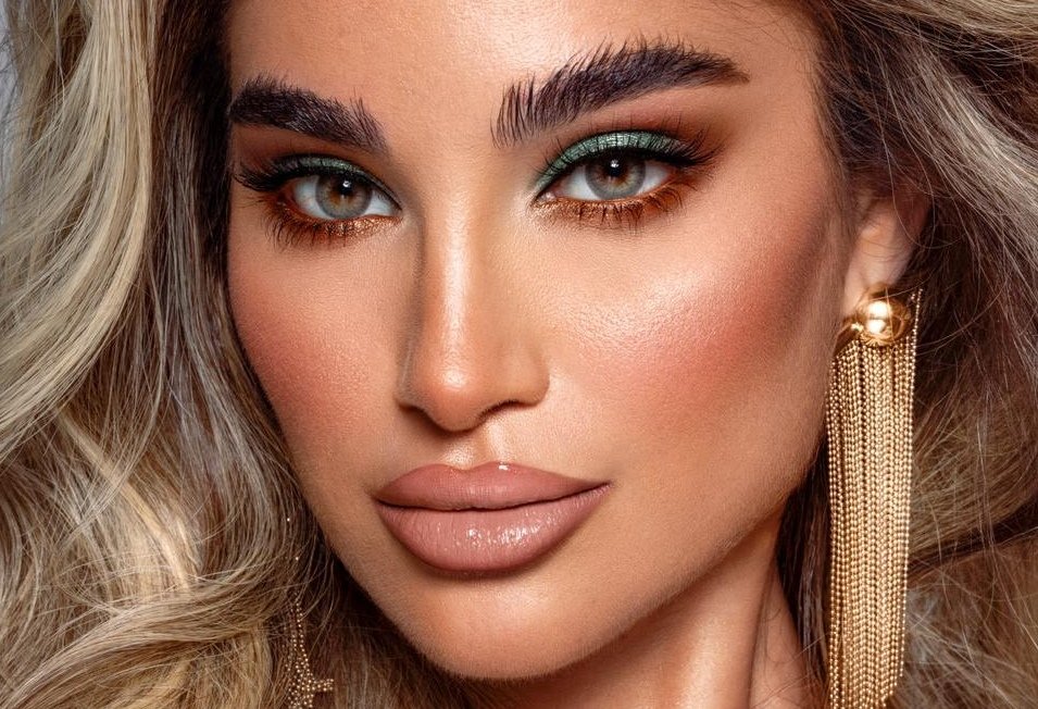 صورة توضيحية - الموديل السعودية شيرين مكي نقشبندي اسم لامع في عالم المودلينج