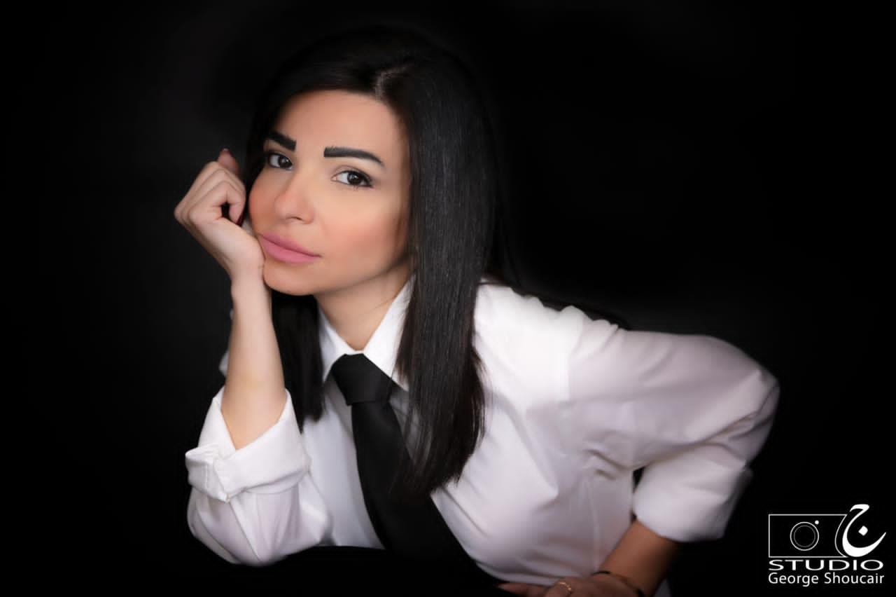 صورة توضيحية - الإعلامية سابين نعمة تطلق برنامج اسمعيني لإلّك