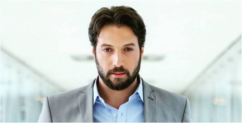صورة توضيحية - الفنان محمد الأحمد وورقة رابحة جديدة في خريف العشاق وللموت