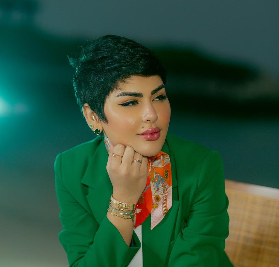 صورة توضيحية - رقية ميرزا سفيرة السلام مجددًا