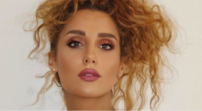 صورة توضيحية - سالي بسمة ترقص في شوارع اسطنبول أمام المارة