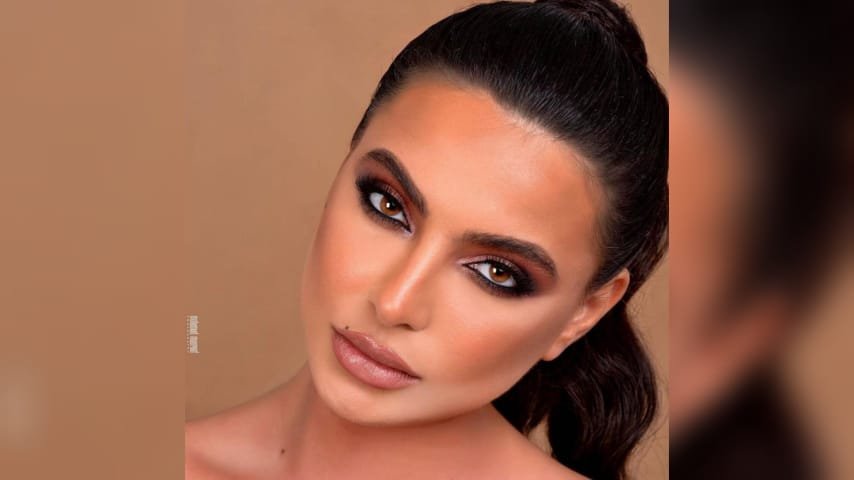 صورة توضيحية - الموضة في زمن مواقع التواصل الإجتماعي حديث مع دنيا بن زواي