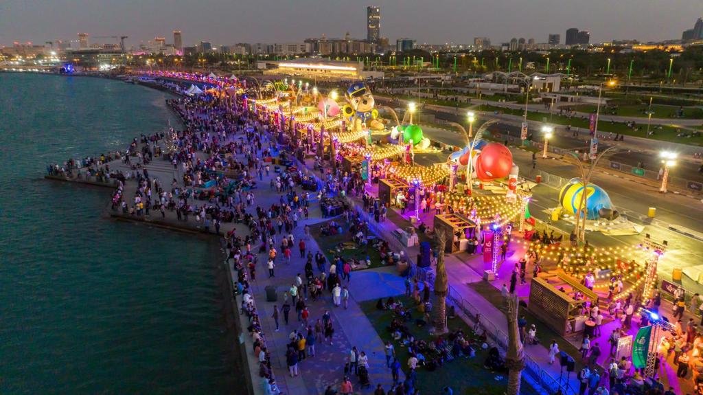 صورة توضيحية - محمود التركي ناصر الكبيسي وخليفة ضمن مهرجان العيد في قطر