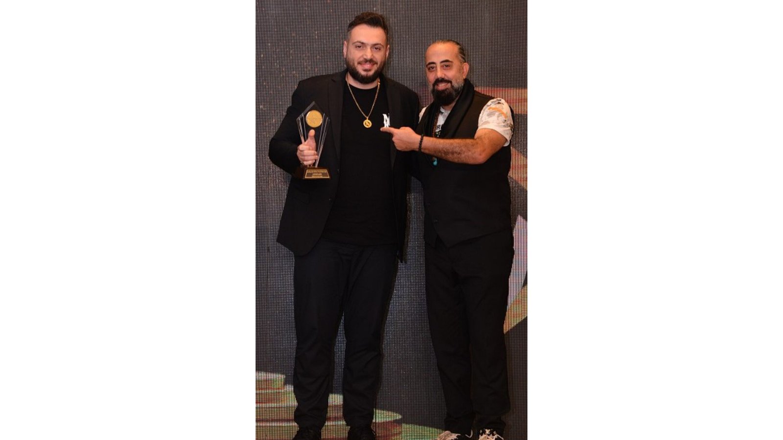صورة توضيحية - مهرجان AFDAL الدولي يقدم جائزة أفضل Trend maker للشاعر و الملحن فارس اسكندر