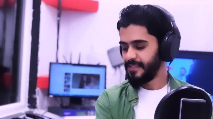 صورة توضيحية - عمر العربي نشر الفائدة عبر مواقع التواصل ضرورة إجتماعية..