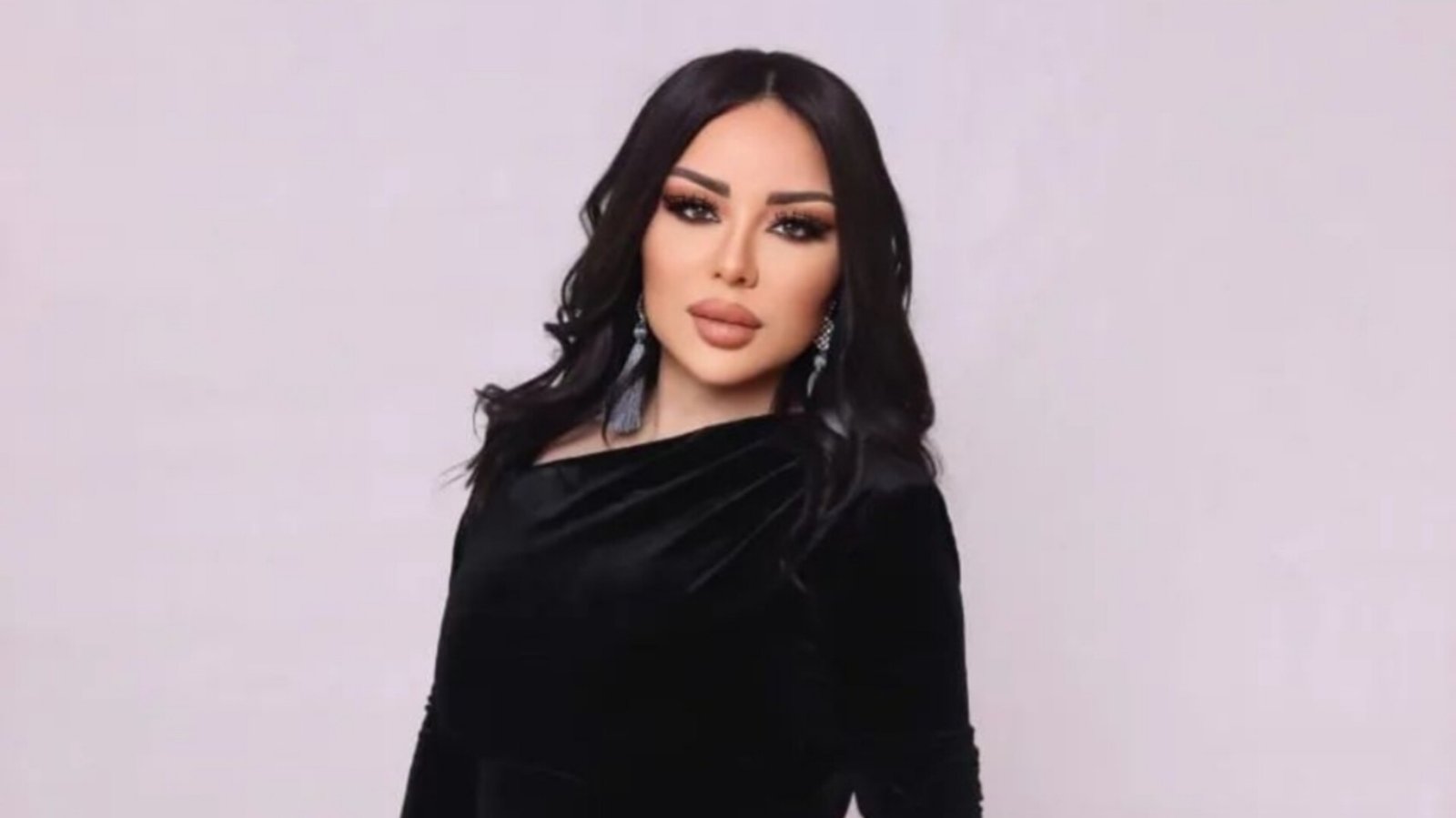 صورة توضيحية - الفنانة زينات تتخطى المليونين مشاهدة على تيك توك بأغنيتها الجديدة فدوى لعيونك