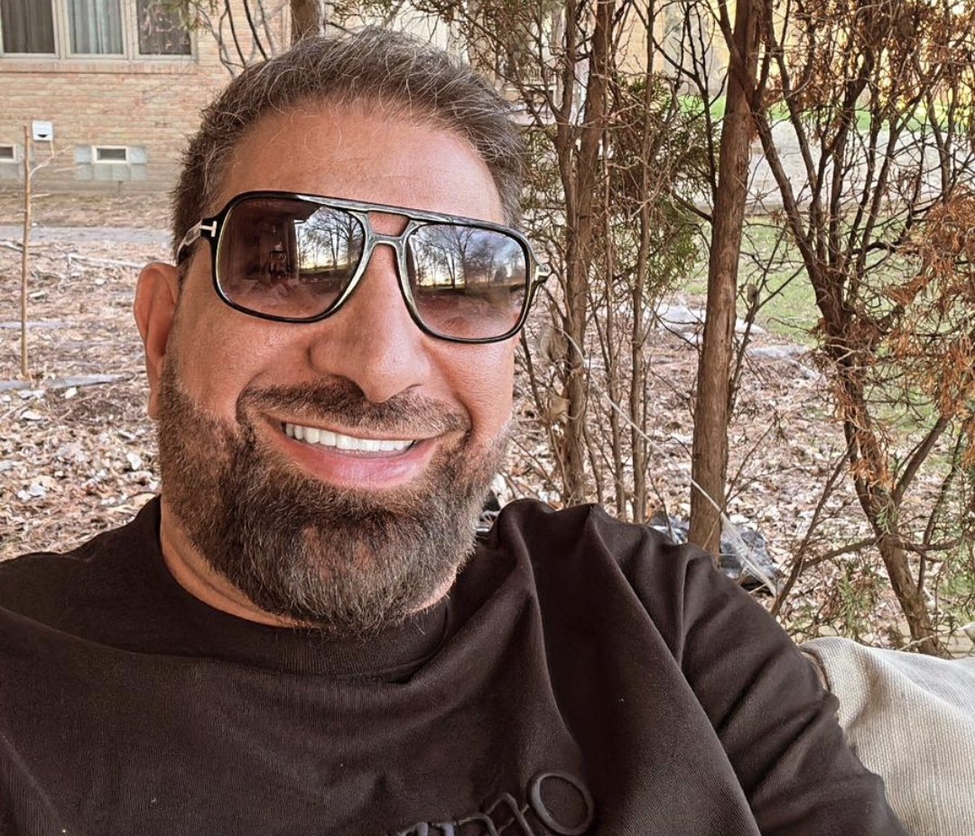 سام زهر يزور لبنان لإتمام صفقات تحضيراً لحفلاته في أمريكا وكندا - صورة مميزة سام زهر يزور لبنان لإتمام صفقات تحضيراً لحفلاته في أمريكا وكندا