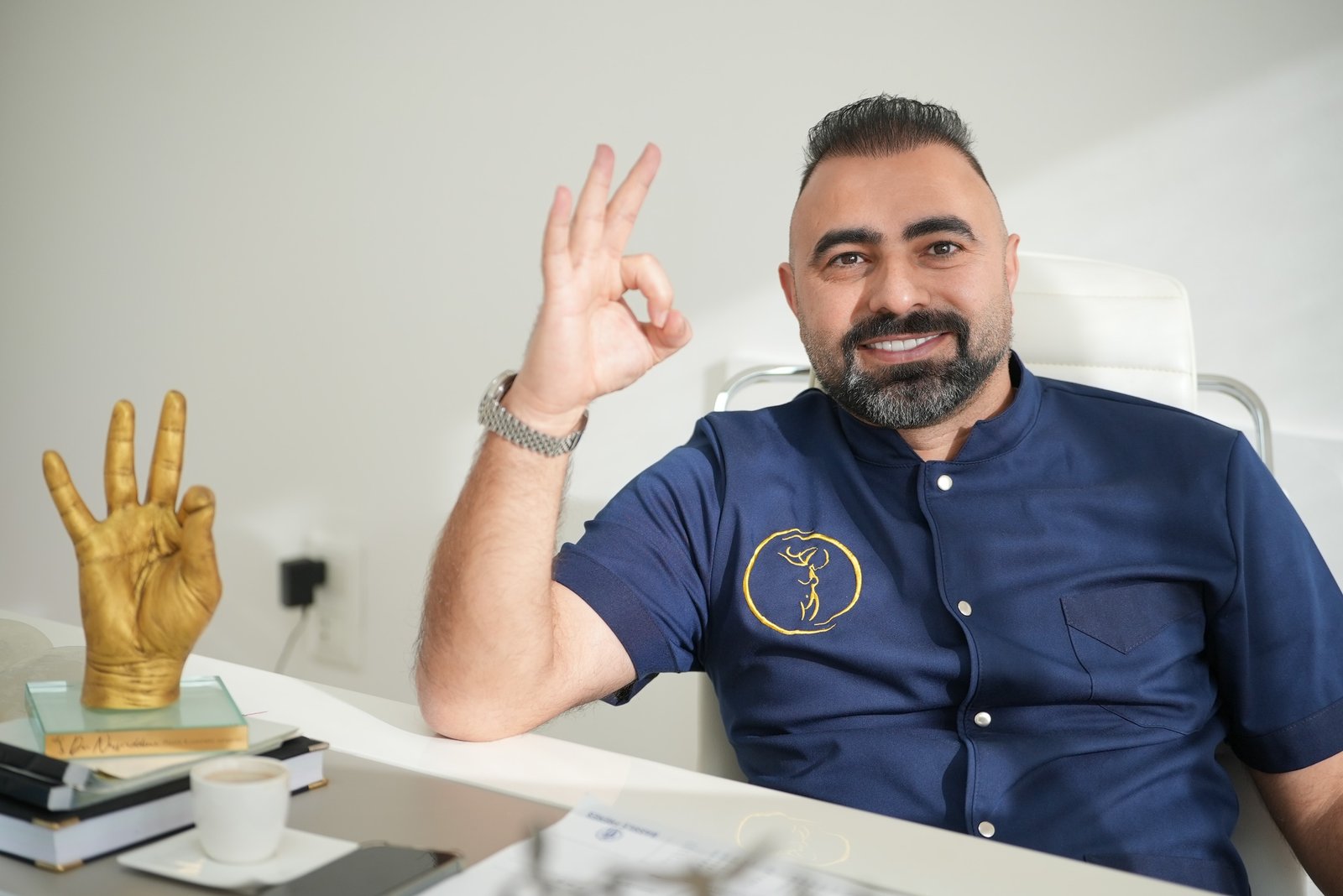 صورة توضيحية - الدكتور حسن ناصرالدين يشرح دور تشريح الوجه في اختيار التقنية المناسبة