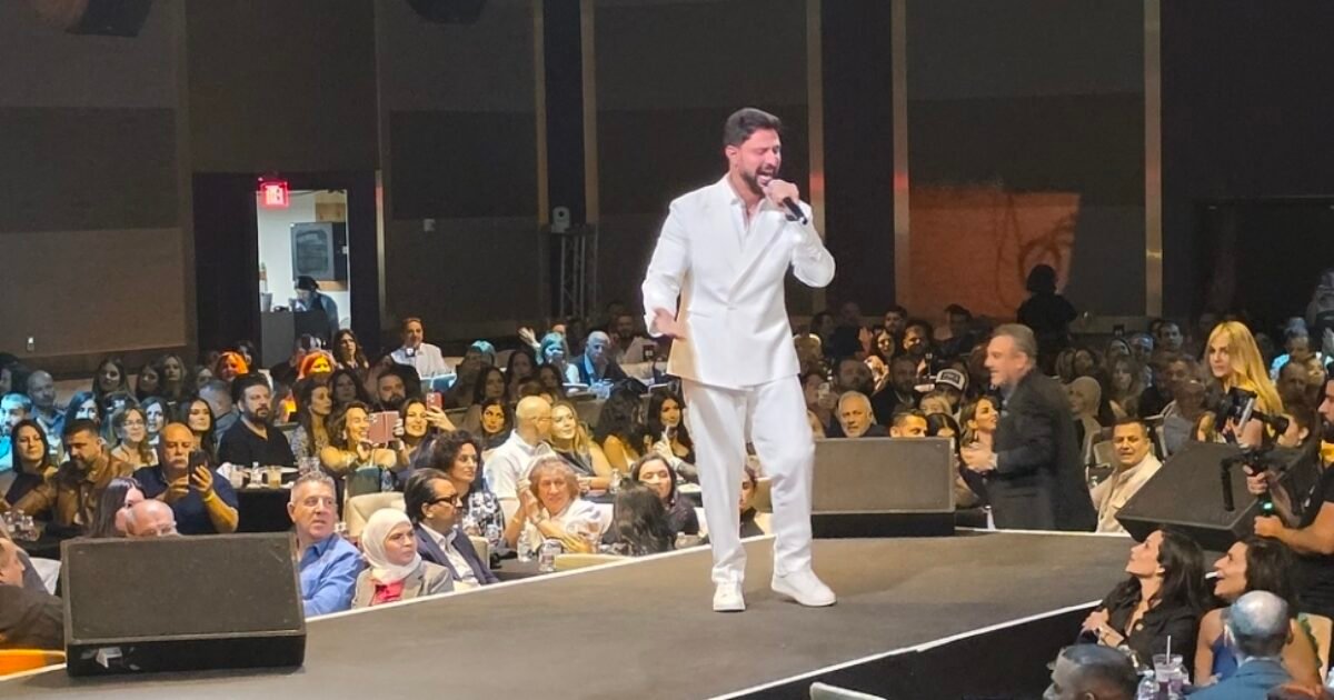 كريم نور يحيي حفلًا ناجحًا في سان دييغو بقاعة أوك في فييخاس